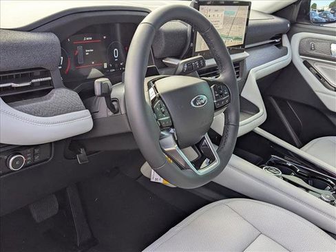 New 2026 Ford Explorer Platinum w/ LUX Leather Package image 3