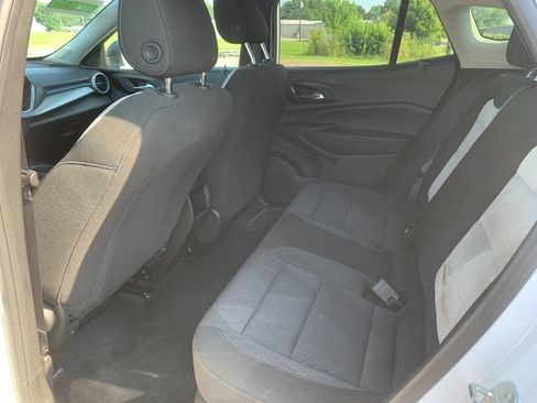 Used 2024 Chevrolet Trax LS FWD image 15
