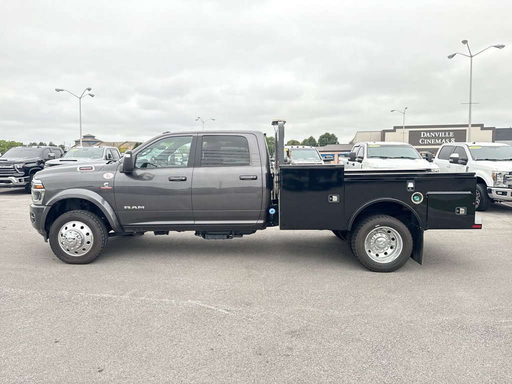 Used 2025 RAM 4500 4x4 Crew Cab DRW w/ Laramie Trim Package image 11