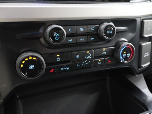 Used 2023 Ford F250 XLT w/ XLT Premium Package AWD/4WD image 50