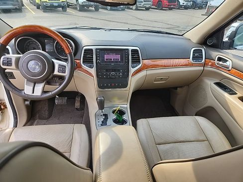 Used 2012 Jeep Grand Cherokee Overland AWD/4WD image 32