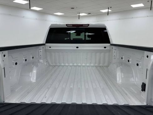 Used 2024 Chevrolet Silverado 1500 LTZ w/ Technology Package AWD/4WD image 17
