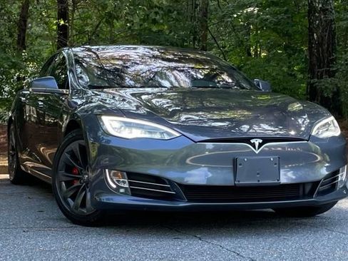 Used 2020 Tesla Model S Performance AWD/4WD image 9