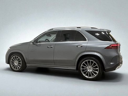 Used 2025 Mercedes-Benz GLE 350 4MATIC image 9