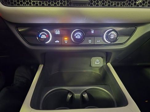 Used 2025 Honda HR-V LX image 14