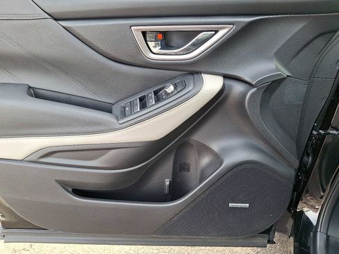 Used 2023 Subaru Forester Limited image 12