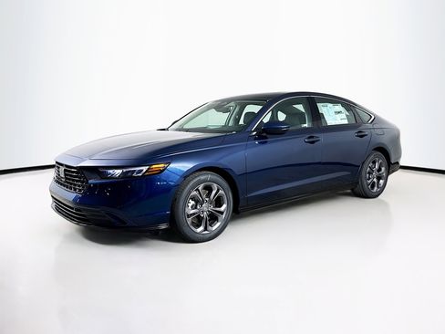 New 2026 Honda Accord EX-L image 4