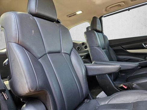 Used 2022 Subaru Ascent Limited w/ Technology Package AWD/4WD image 16