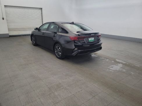 Used 2024 Kia Forte LXS FWD image 5