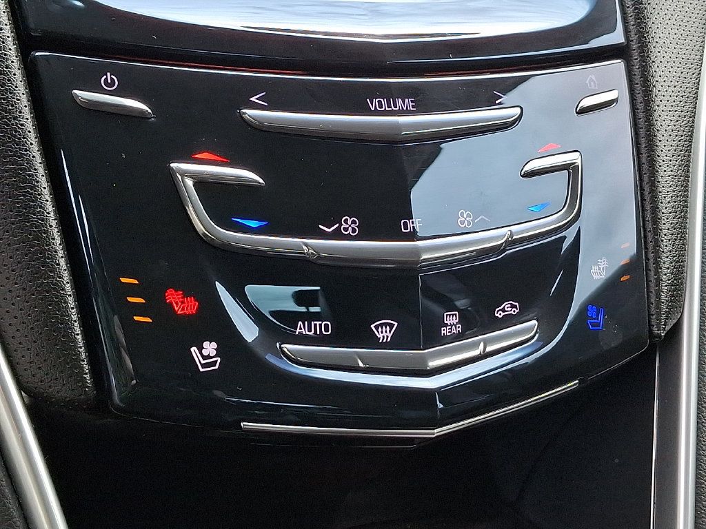 Used 2019 Cadillac XTS Luxury FWD image 15