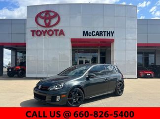 Used 2011 Volkswagen Golf 2-Door FWD video 1