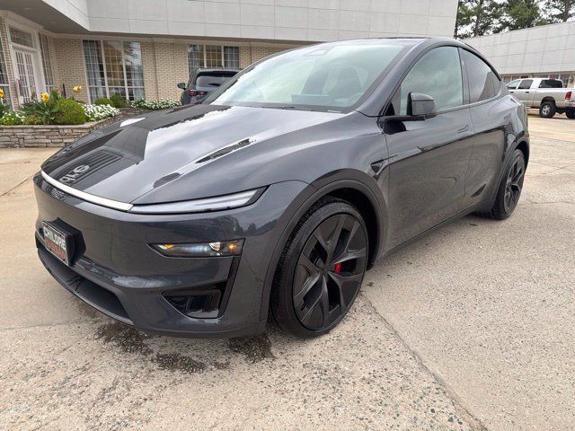 Used 2026 Tesla Model Y Performance AWD/4WD image 2
