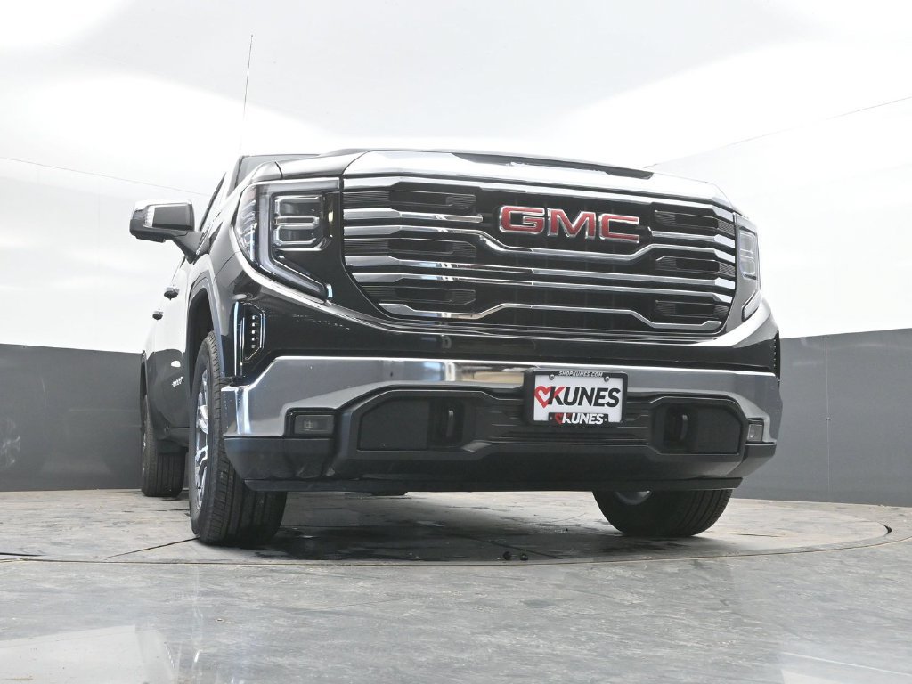 Used 2026 GMC Sierra 1500 SLT AWD/4WD image 34