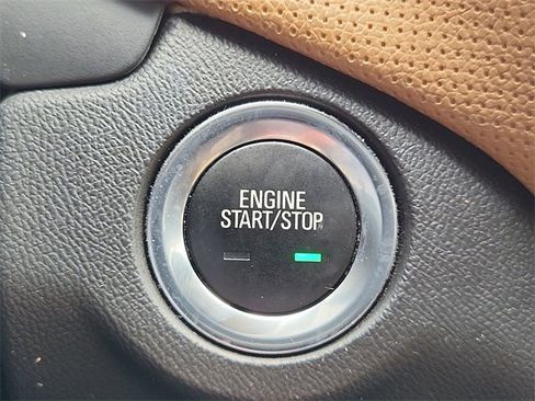 Certified 2020 Chevrolet Equinox Premier image 17