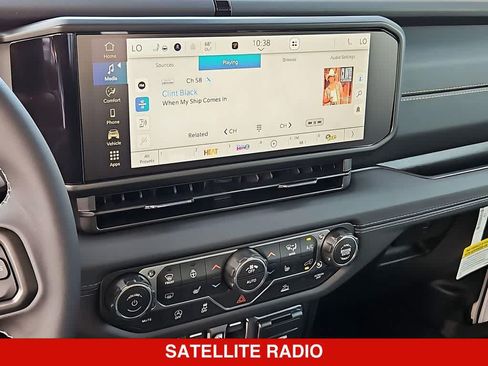 New 2026 Jeep Gladiator Sport AWD/4WD image 28