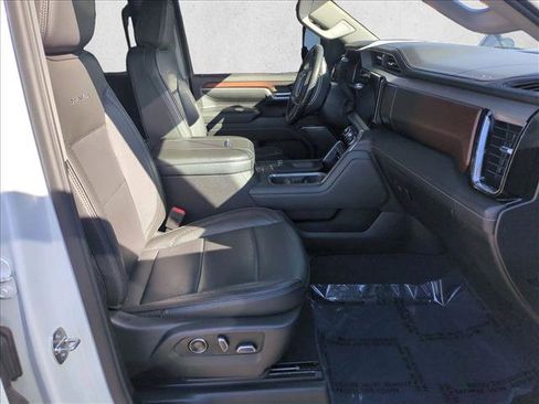 Used 2024 GMC Sierra 2500 Denali w/ Denali Reserve Package image 21