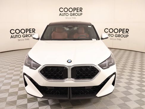 New 2026 BMW X2 xDrive28i w/ Technology Package AWD/4WD image 9