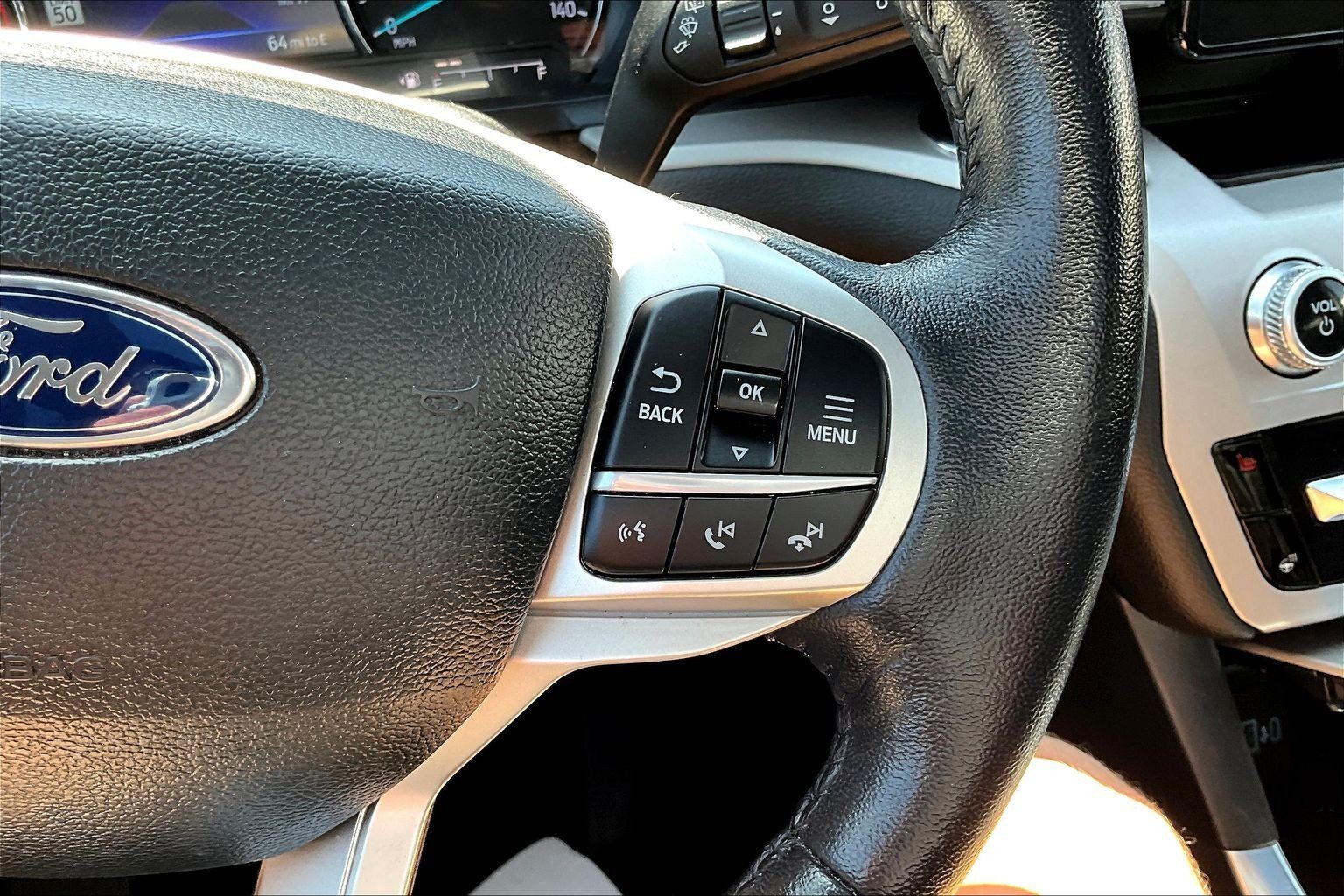 Used 2023 Ford Explorer XLT w/ Equipment Group 202A AWD/4WD image 24