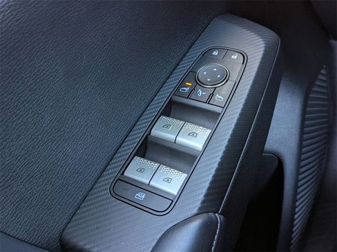 Used 2023 Mitsubishi Outlander SE image 24