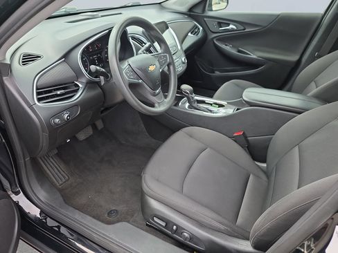 Used 2021 Chevrolet Malibu LT FWD image 10