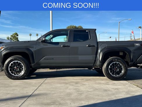 Used 2025 Toyota Tacoma TRD Off-Road w/ TRD Off Road Upgrade Package image 7