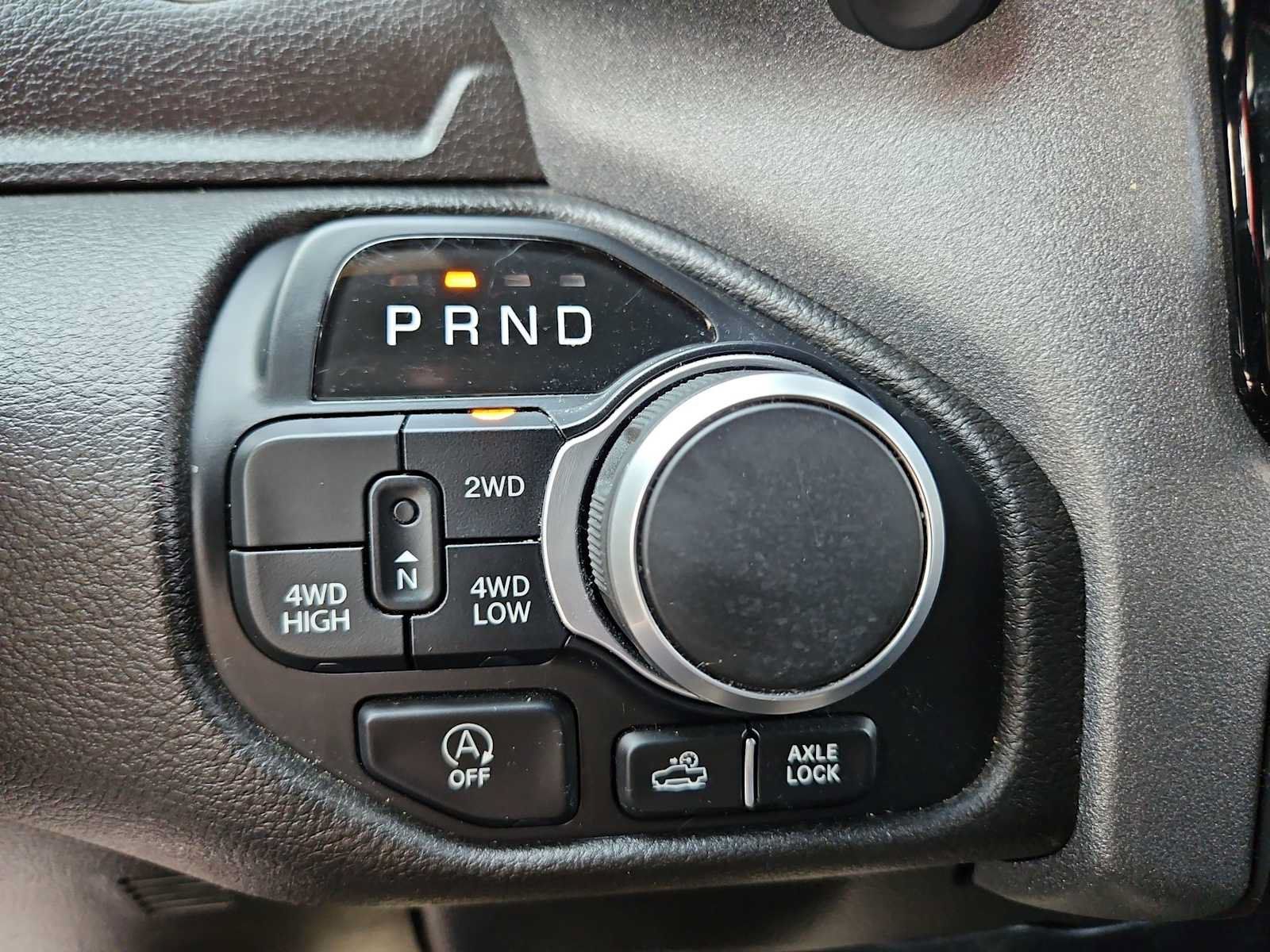 Used 2025 RAM 1500 Warlock AWD/4WD image 21