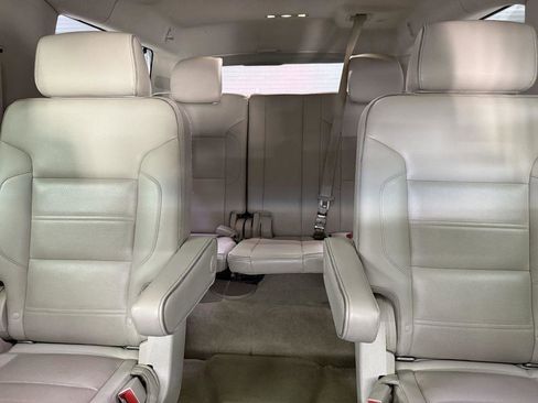 Used 2015 GMC Yukon XL Denali w/ Premium Package image 23