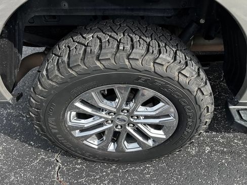 Used 2025 Ford F150 Lariat w/ Equipment Group 501A Mid AWD/4WD image 55