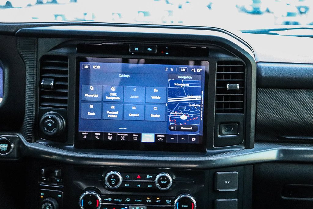 Used 2025 Ford F150 Raptor AWD/4WD image 16