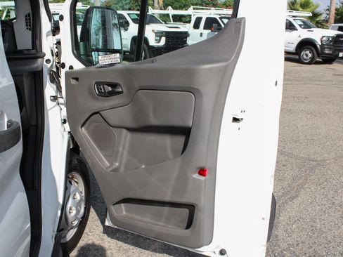 Used 2023 Ford Transit 350 XLT image 43