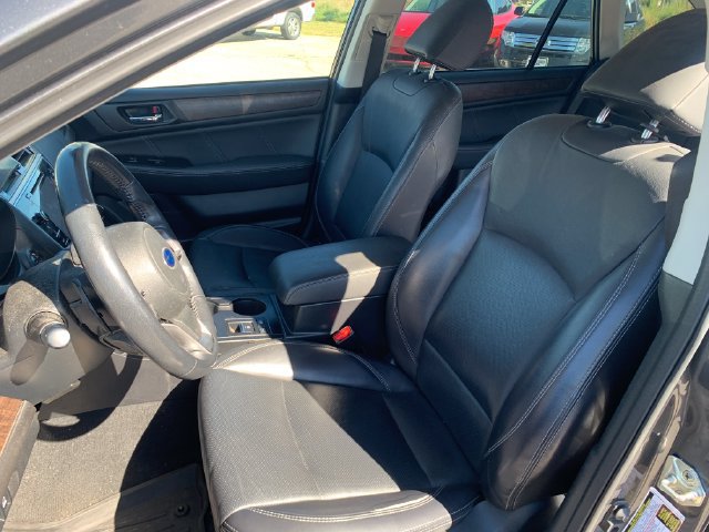 Used 2018 Subaru Outback 2.5i Limited AWD/4WD image 9