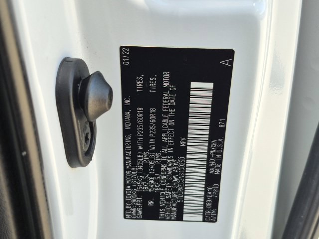 Used 2022 Toyota Sienna XLE w/ XLE Plus Package FWD image 28