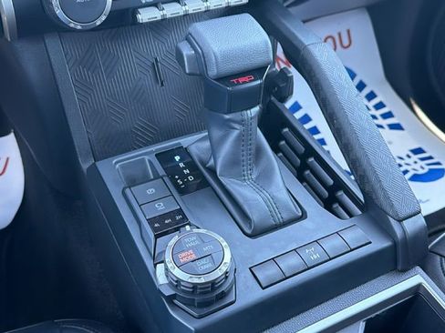 Used 2025 Toyota Tacoma TRD Off-Road image 22