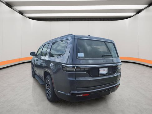 New 2026 Jeep Grand Wagoneer 2WD image 4
