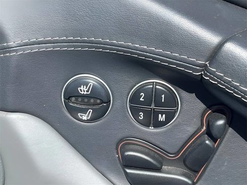 Used 2005 Mercedes-Benz SL 65 AMG image 24