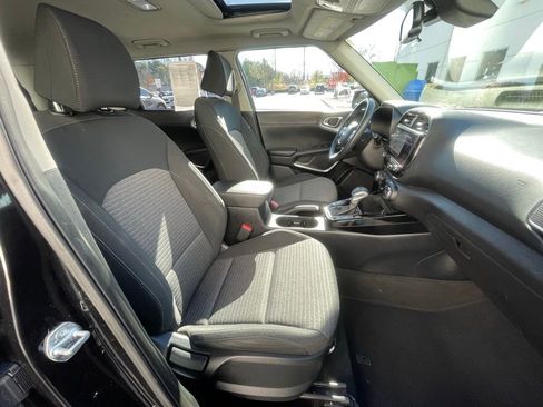 Used 2023 Kia Soul EX image 34