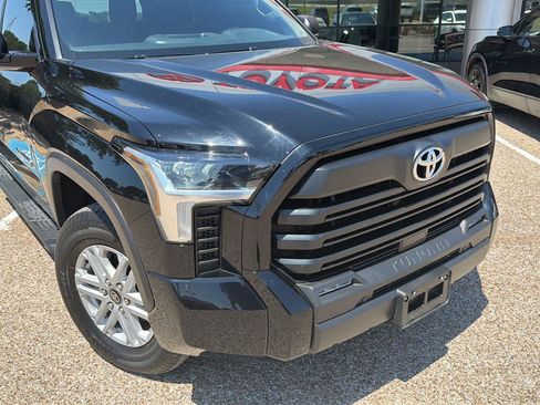 Used 2026 Toyota Tundra SR5 w/ SR5 Convenience Package AWD/4WD image 9