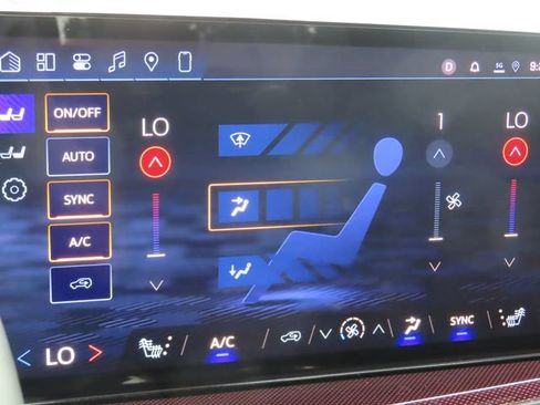 Used 2025 Chevrolet Traverse Z71 w/ Enhanced Driving Package AWD/4WD image 36