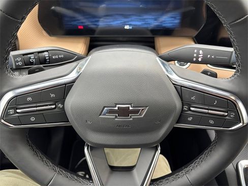 New 2026 Chevrolet Equinox ACTIV w/ Convenience Package III image 31