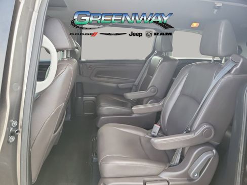 Used 2019 Honda Odyssey EX-L image 16