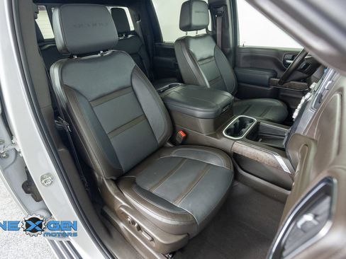 Used 2023 GMC Sierra 2500 Denali w/ Denali Ultimate Package AWD/4WD image 45