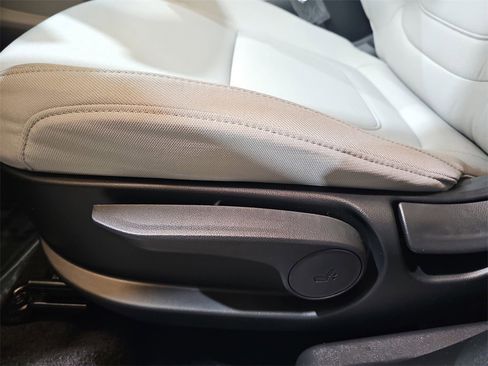 New 2026 Hyundai Tucson SE image 27