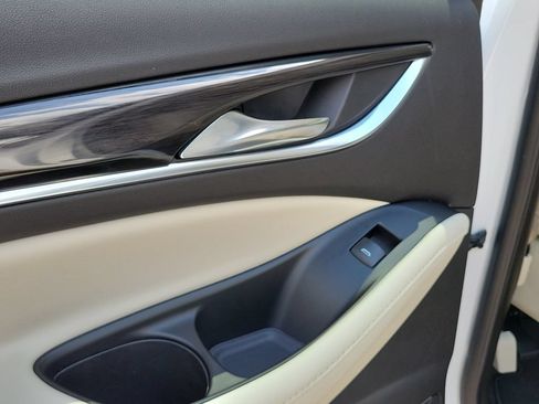 Certified 2024 Buick Enclave Essence w/ Experience Buick Package FWD image 17