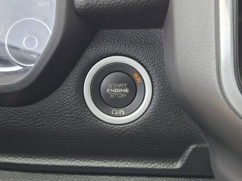 Certified 2022 RAM 1500 Big Horn RWD image 11