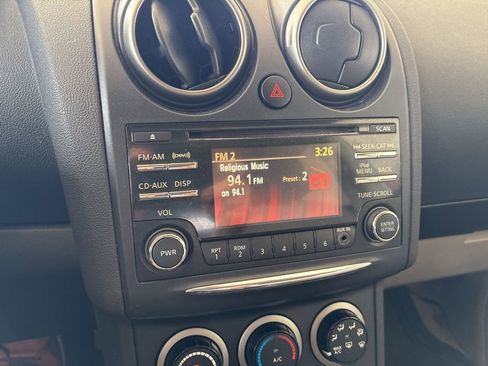 Used 2013 Nissan Rogue S w/ Special Edition Pkg FWD image 11