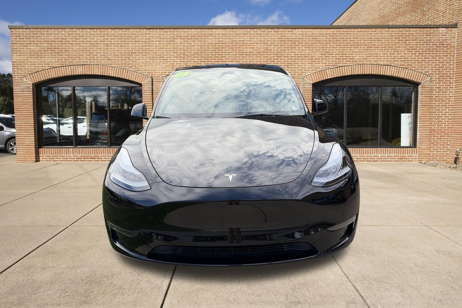Used 2025 Tesla Model Y Performance AWD/4WD image 9