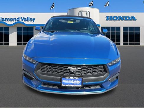 Used 2024 Ford Mustang Convertible image 2