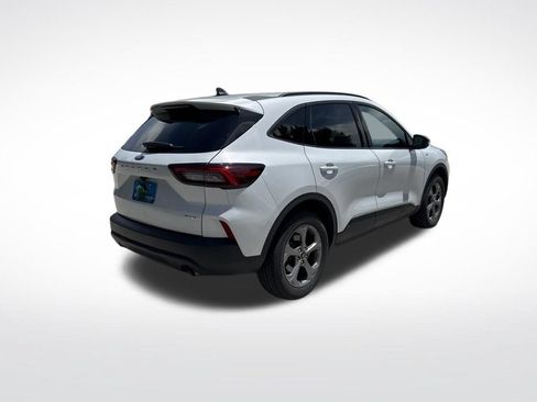 Used 2025 Ford Escape ST-Line Select AWD/4WD image 5