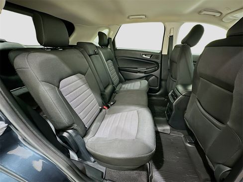 Used 2022 Ford Edge SE w/ Black Appearance Package image 26