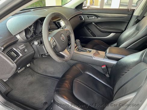 Used 2011 Cadillac CTS Performance w/ CTS Appearance Package AWD/4WD image 9